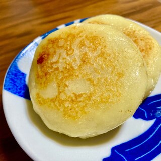 モチモチ♪チーズ入りじゃがいももち